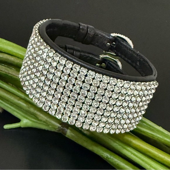 SWAROVSKI Swan Signed Crystal Rhinestones Leather Buckle Wide Cuff Bracelet 24g. - Picture 1 of 16